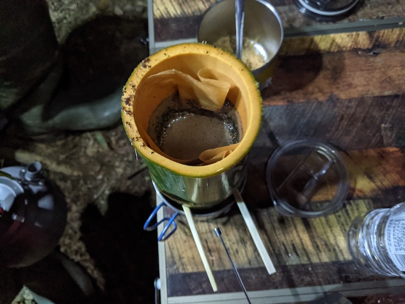 竹で作った即席コーヒーフィルター